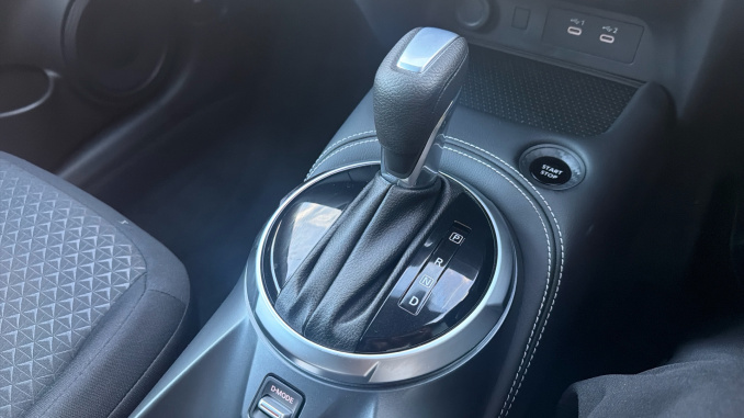 Nissan Juke 1.6 Hybrid N-Connecta 5dr Auto [Revised] Hybrid Hatchback - Image 44